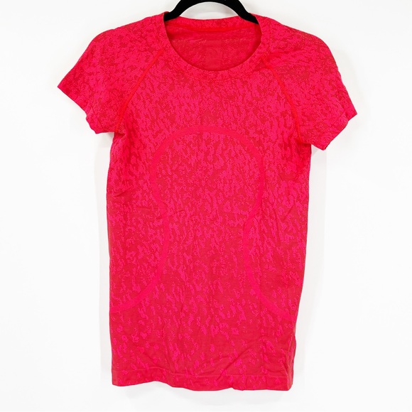 Lululemon Swiftly Tech Short Sleeve 2.0 Covered Camo Red Rock/Flare - Picture 2 of 6
